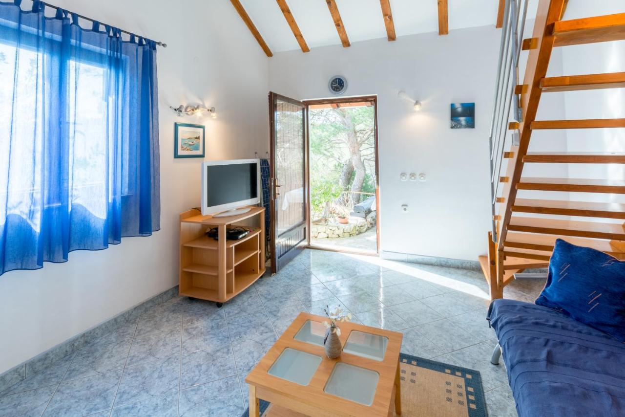 Vacation House Milka Milna  Exterior photo